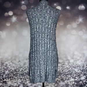 Olive & Oak Sweaters - Olive & Oak Cardigan Olive & Oak Sweaters - Olive & Oak Cardigan